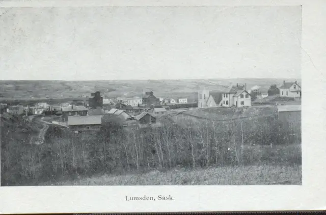 View of Lumsden from the valley hillside